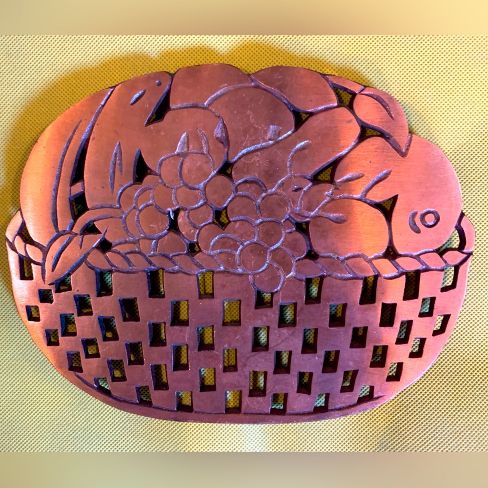 Copper CAST IRON Trivet. Vintage 1990. Good vintage condition. 8 1/2” x 6 1/2”.